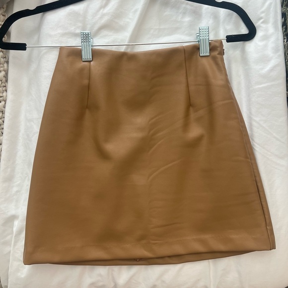 Abercrombie & Fitch Dresses & Skirts - Classic Tan Skirt